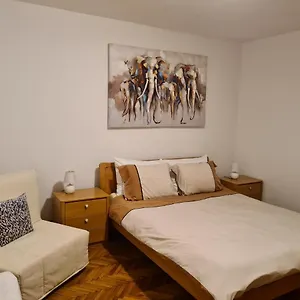 https://dolores-apartment.primorje-gorskikotar.com