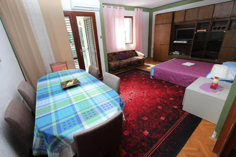 Apartments Sandra Rovinj